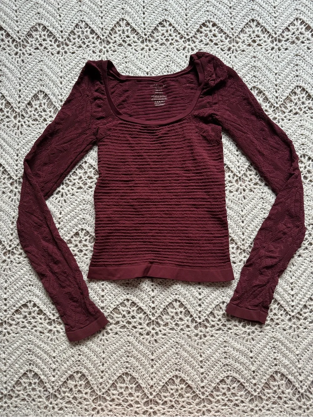 Free People Ribbed Scoop Neck Long Sleeve Top Burgundy Size Medium Large Cropped